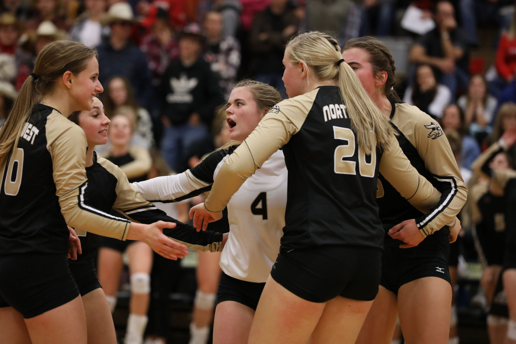Outtakes_103119_northwestauroravball_zlm032A.JPG